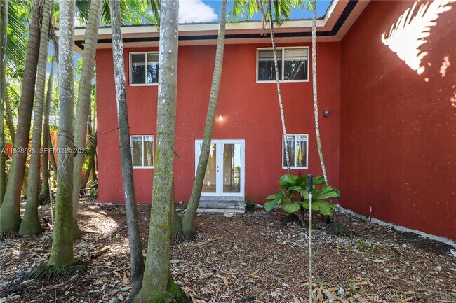 Photo - 15755 SW 92nd Ave