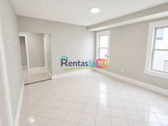 Photo - 148-150-150 Norwood St Unidad 2A