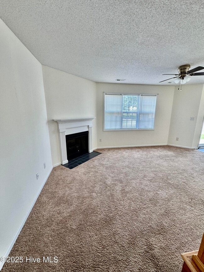 Photo - 3939 Sterling Pointe Dr