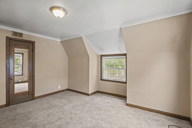 Photo - 420 Olive St