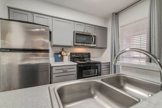 Photo - Fountain Wood