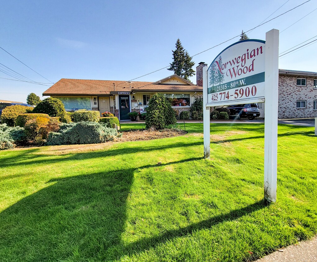 Photo - 21305 80th Ave W (Edmonds, WA)