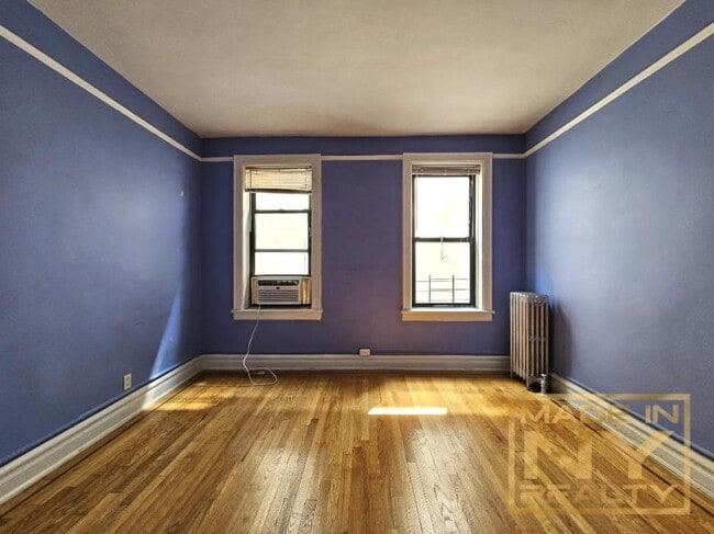 Building Photo - 1 bedroom in ASTORIA NY 11106 Unit 3A