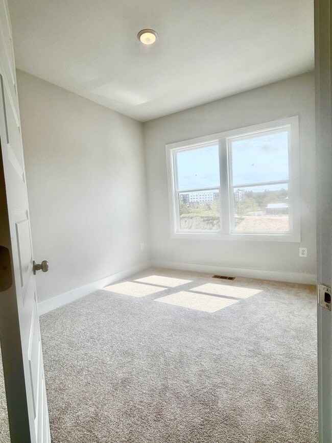10101 Brook Rd