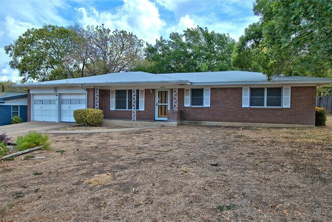 Photo - 11907 Oak Trail