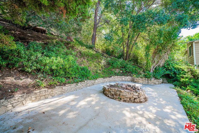 Photo - 3826 Dixie Canyon Ave