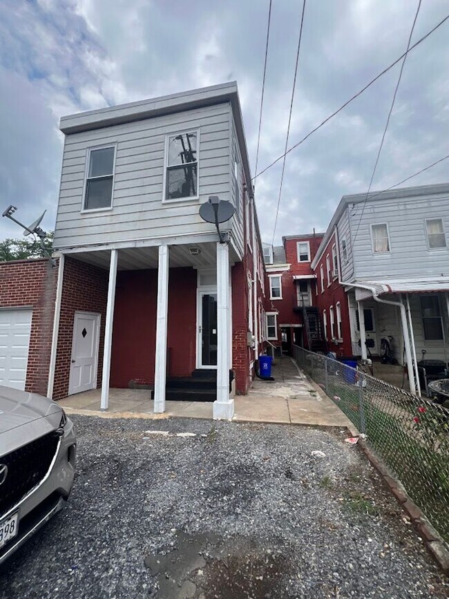 Photo - 5 Bed 2.5 Bath Single-Family Home