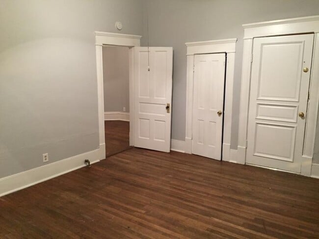 Building Photo - 1626 College Ave Rental