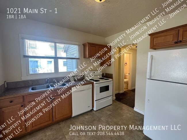 Photo - 1021 Main St Unidad 1