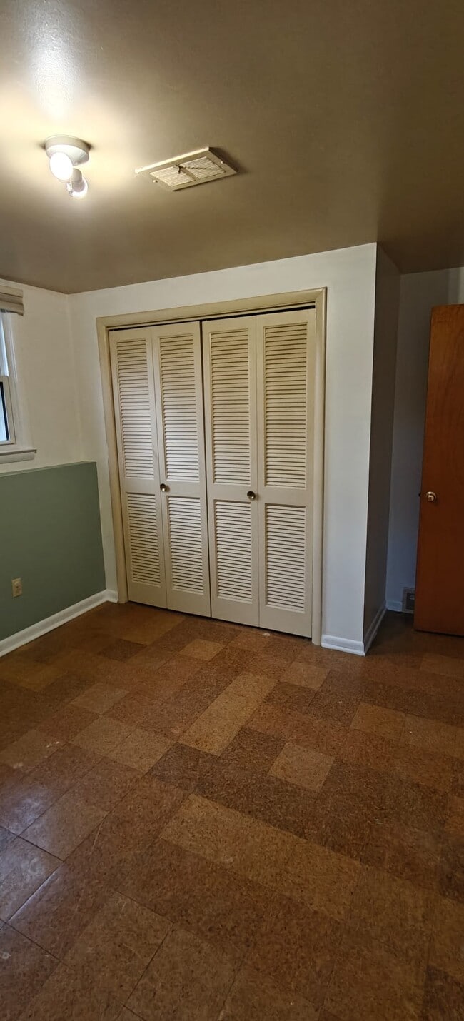 Photo - 1730 Redstock Ave