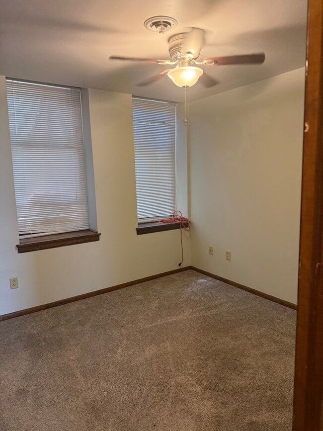 Photo - 240 Carrington St Unit #2