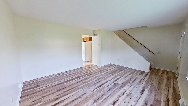 Photo - 214 Craigdan Dr