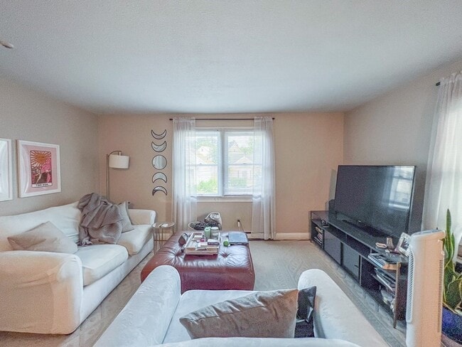 Photo - 18 Germain Ave Unit 3