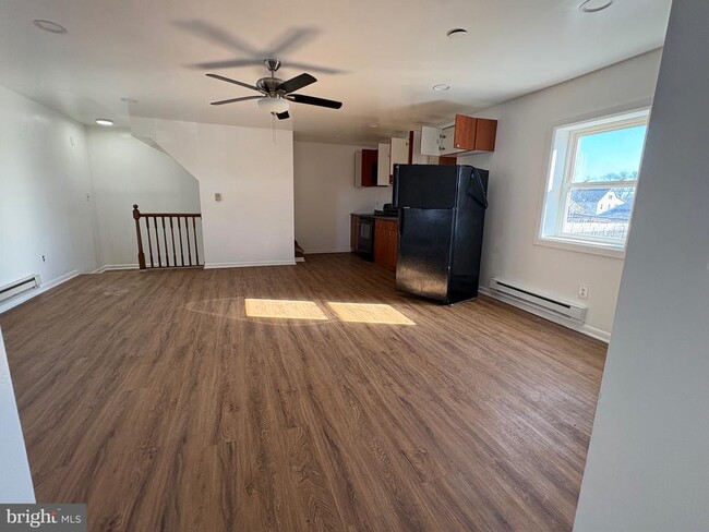 Building Photo - 2715 Hammonds Ferry Rd