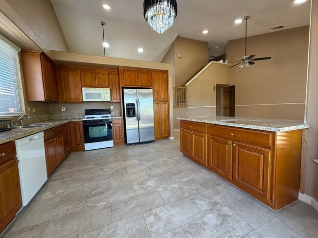 Photo - AVAILABLE NOW! Come view this 5 Bedroom single family home in Rocklin!