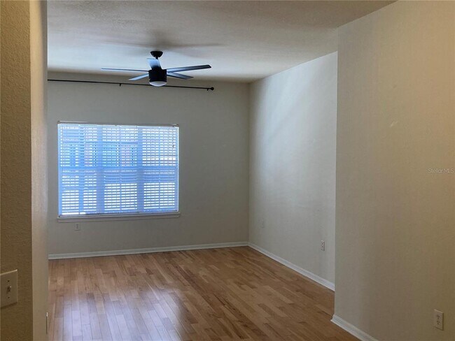 Photo - 200 4th Ave S Unidad 117