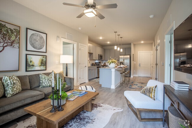 2BR, 2BA - 1,265SF - B3 - Living Room