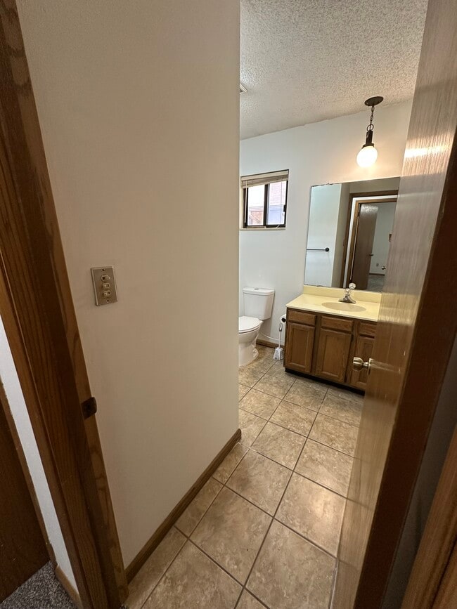 Photo - 2018 N Rosewood Ct