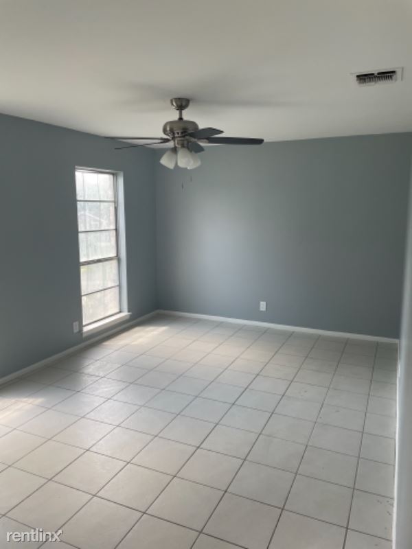 Photo - 3 br, 2 bath House - 2934 Big Horn Dr