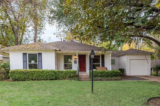 Building Photo - 3808 Shorecrest Dr Rental
