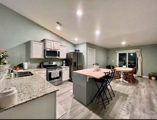 Photo - 460 Conifer St