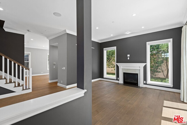 Photo - 1510 S Carmelina Ave