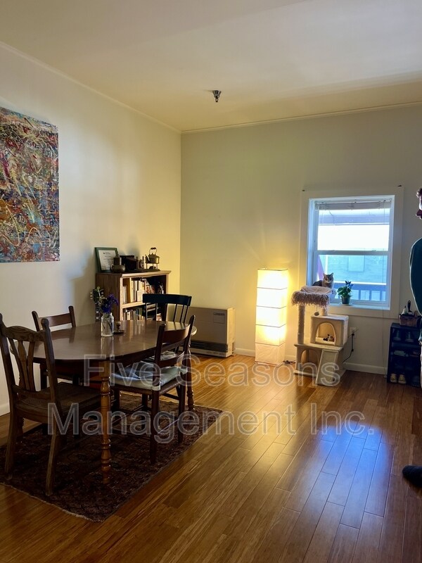 Photo - 194 North St