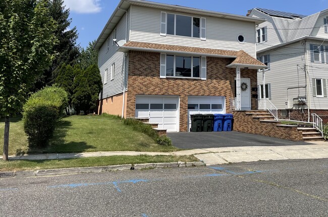 Building Photo - 126 Prospect Pl Unit 1