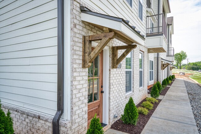 Photo - 1423 Spring Pointe Ln