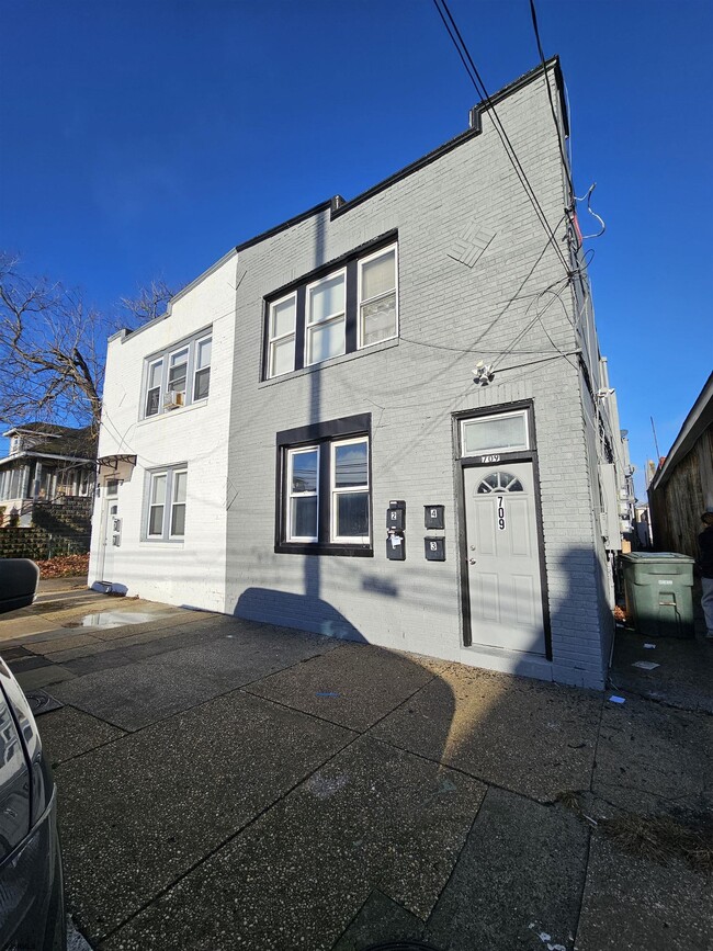 Photo - 709 Adriatic Ave Unit 3