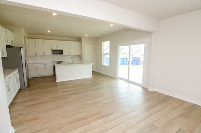 Photo - 170 Southwind Run