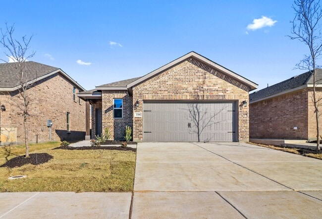 Building Photo - 3308 Dahlia Dr Rental