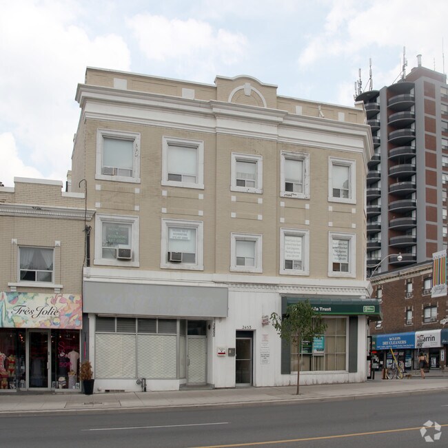 Primary Photo - 2453-2455 Yonge St