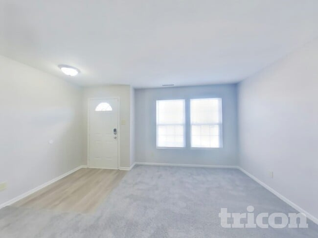 2808 Wolfgang Way