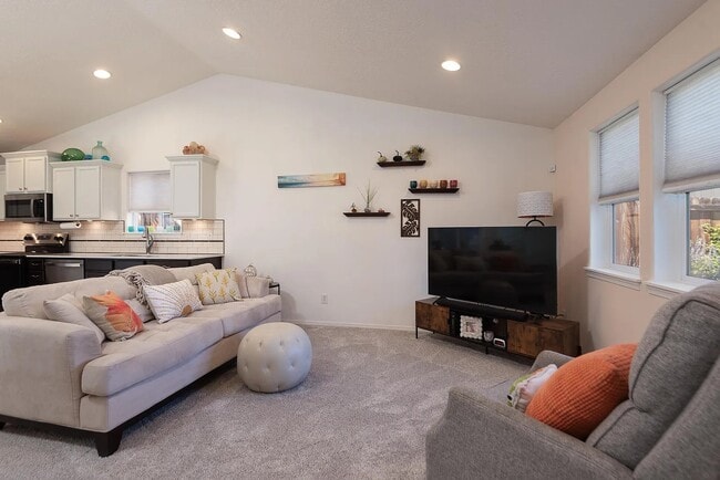 Photo - 2807 NE Spring Water Pl