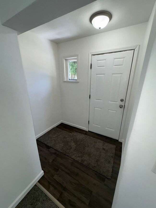 Photo - Move-In Ready Home in Waterloo