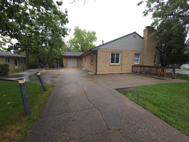 Photo - 1901BASE Unit 1901 Baseline House