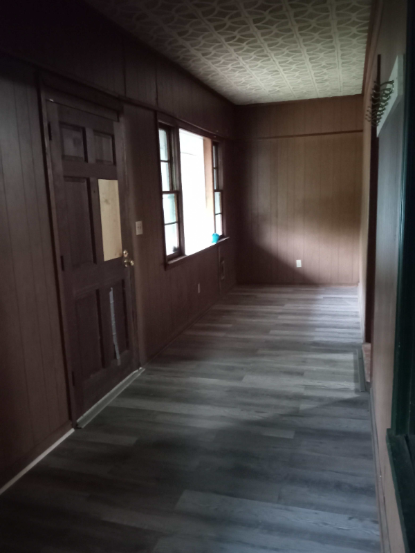 Photo - 702 Lawyers Ln