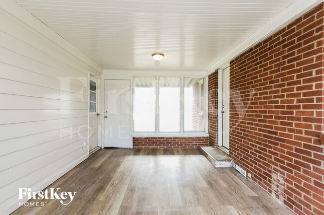 Photo - 9045 E 18th St