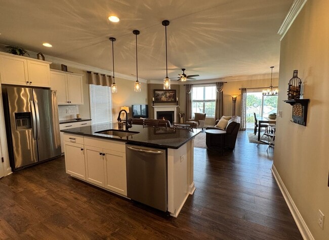 Photo - Beautiful 4 Bedroom Single Family Home