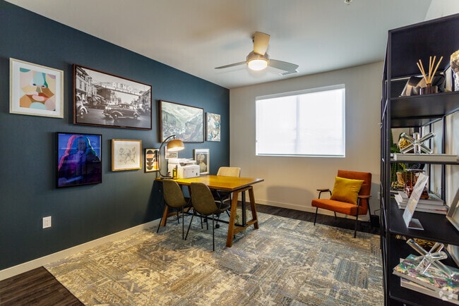 2BR, 2BA - 1,173SF