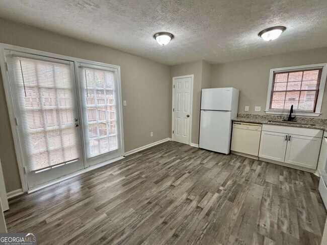 Photo - 1584 Pirkle Rd