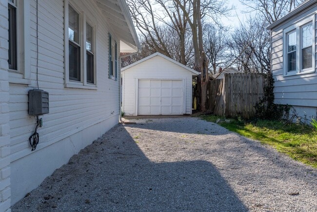 Photo - Available May 15!