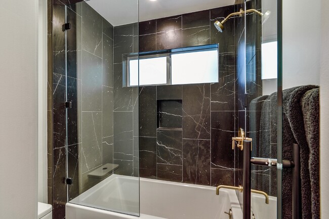 8535 Colgate One Bedroom