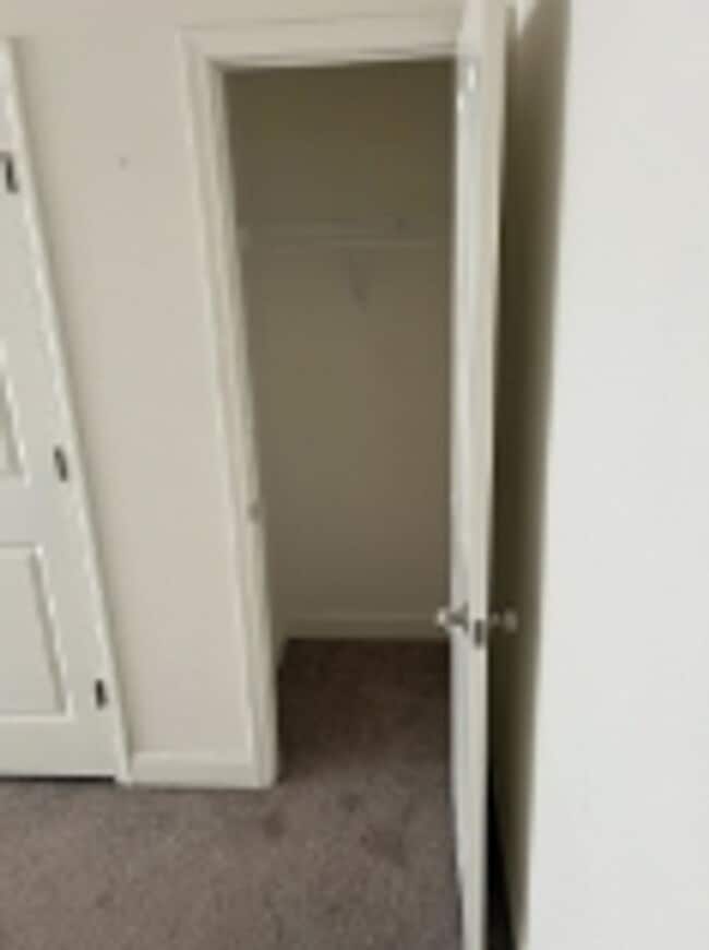 Photo - 1047 Broadway Unit 5