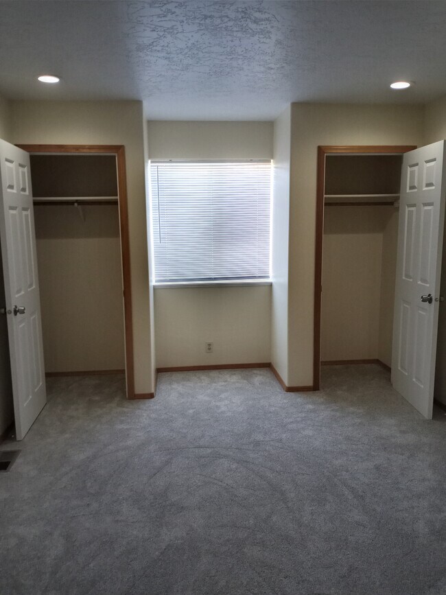 Master bedroom - 1605 Cedar St