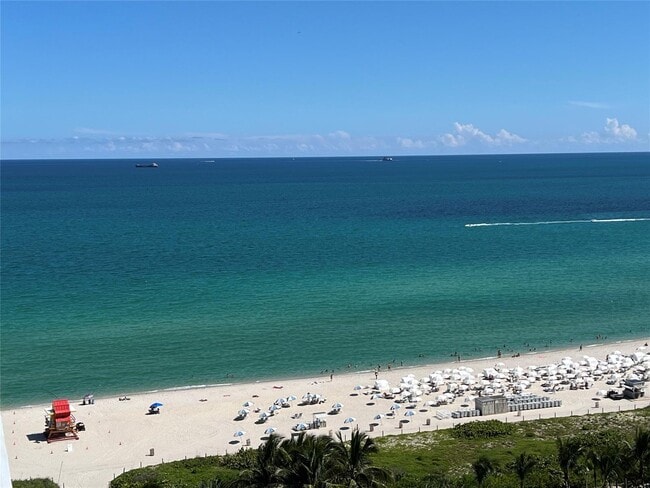 Photo - 2401 Collins Ave
