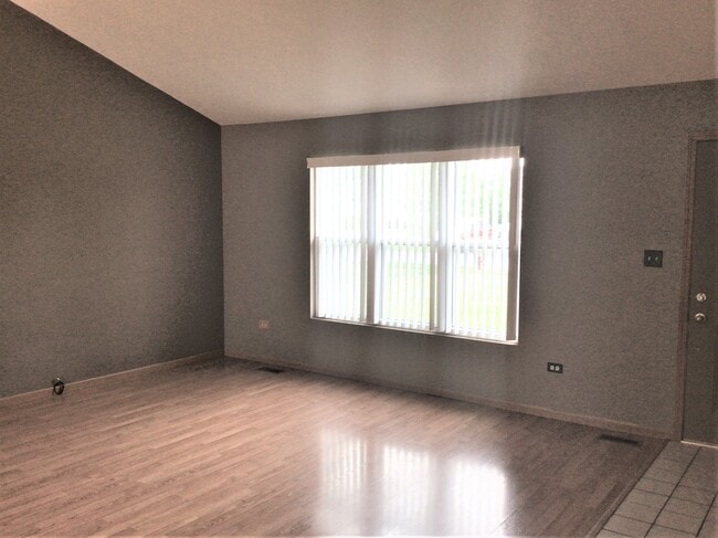 Photo - 898 Cottonwood Dr