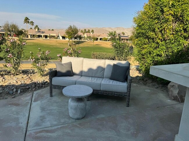 80632 Avenida San Ignacio
