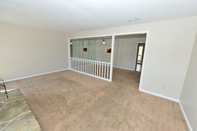 Photo - Great Neck just a few miles from Oceanfront